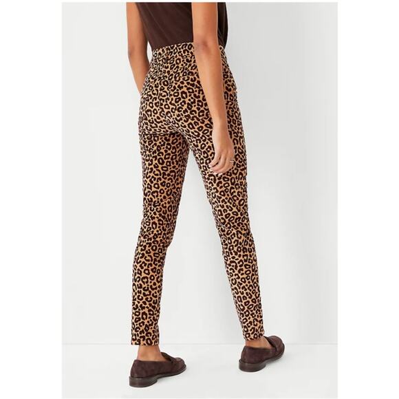 ANN TAYLOR NWT High Rise Leopard Print Corduroy Skinny Pants // 2 - Picture 2 of 10